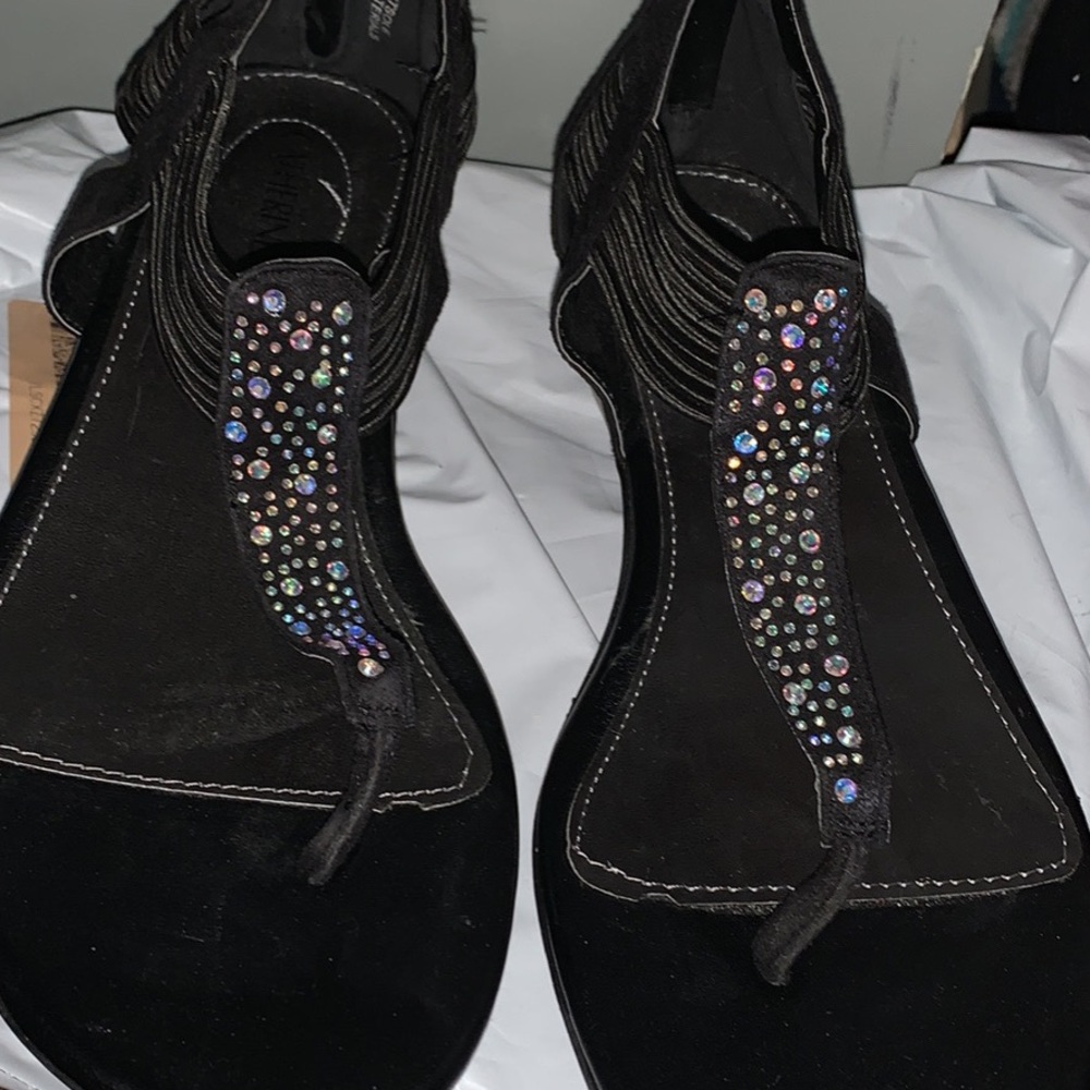 Black Catherine's sandals